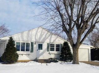 101 E Martin St, New London, WI 54961
