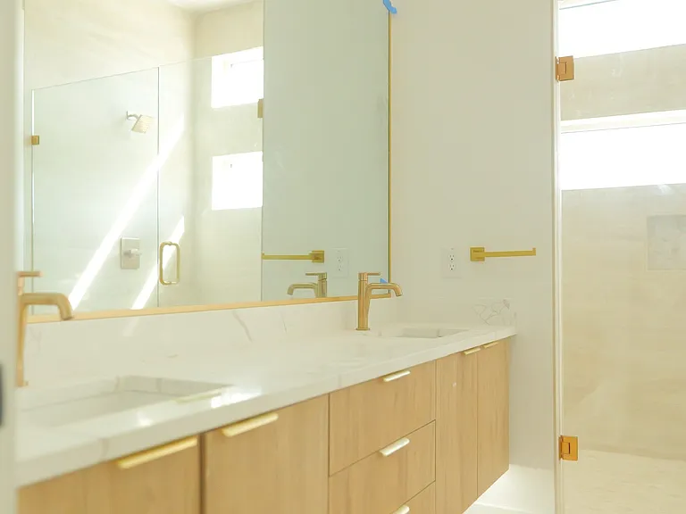 4200 Munger Ave #1 — Photo 14