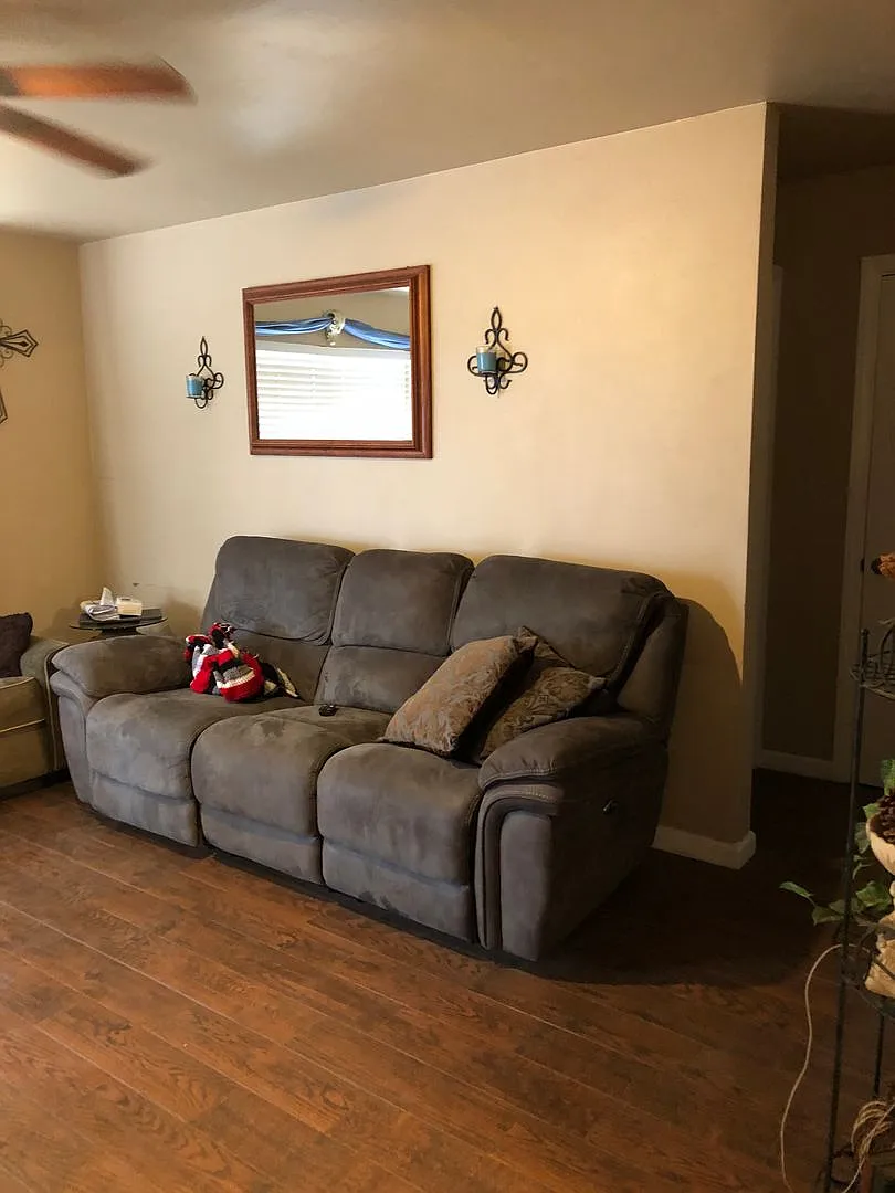 *Alton Place — Photo 4