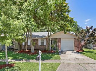 3276 Continental Dr, Kenner, LA 70065