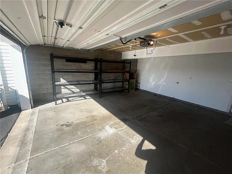 510 Village Green Blvd W — Photo 21