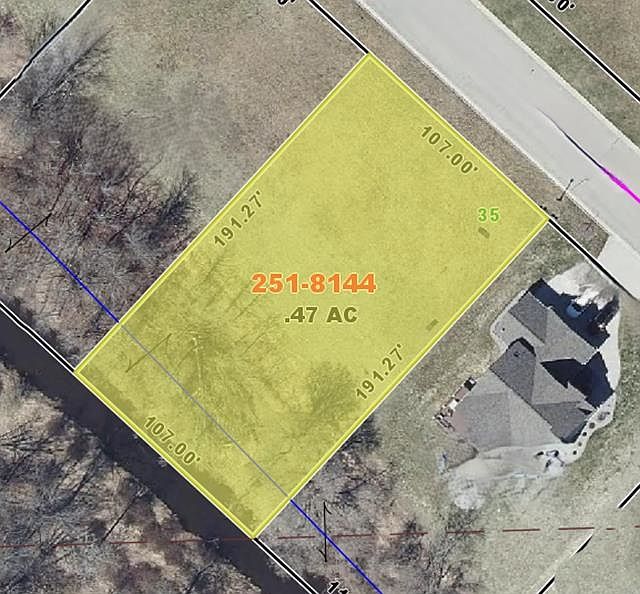 1st image of Woodside Cir #35