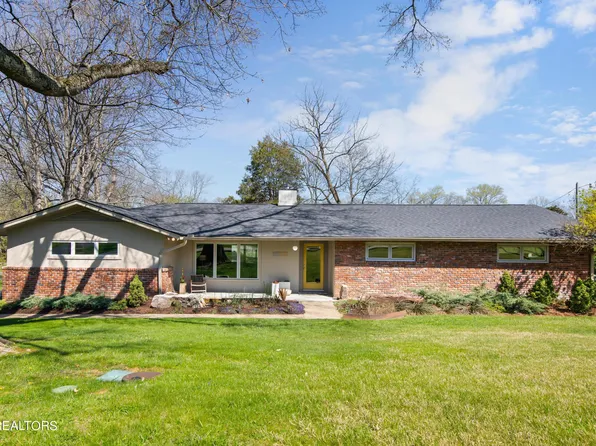 7041 NW Stockton Dr, Knoxville, TN 37909