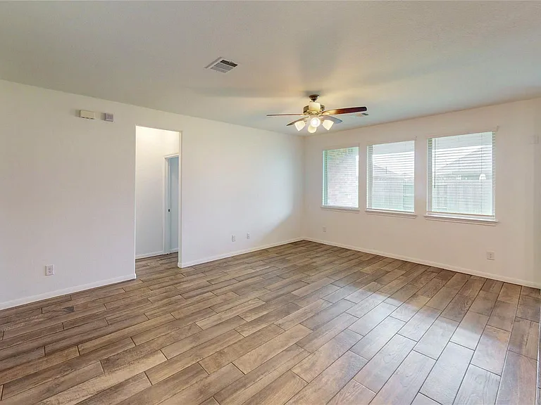 31415 Whitcombe Summit Way — Photo 6
