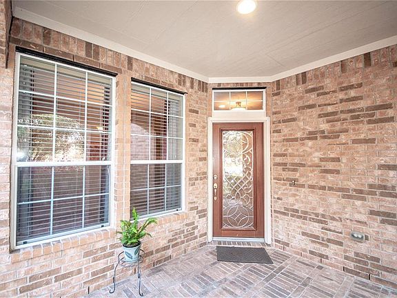 5th image of 20189 Southwood Oaks Dr