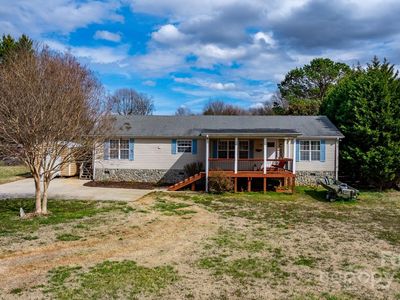 1818 Valley Springs Dr SE, Conover, NC, 28613
