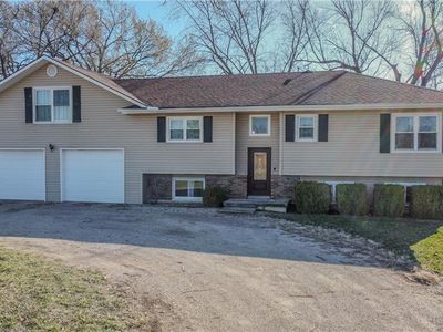 27225 S Brickplant Rd, Harrisonville, MO, 64701
