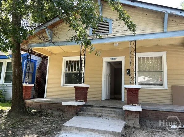 1125 SE 36th St, Savannah, GA 31404