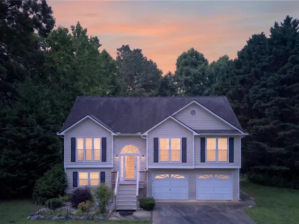115 Valor Ridge Dr, Dallas, GA 30132