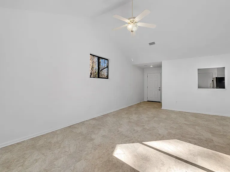 1691 Silverwood Dr — Photo 7