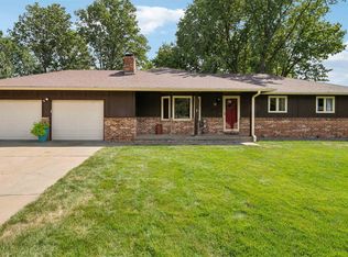 11 Ranchwood Dr, Augusta, KS 67010
