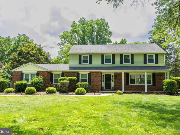 1076 Kerwood Rd, West Chester, PA 19382