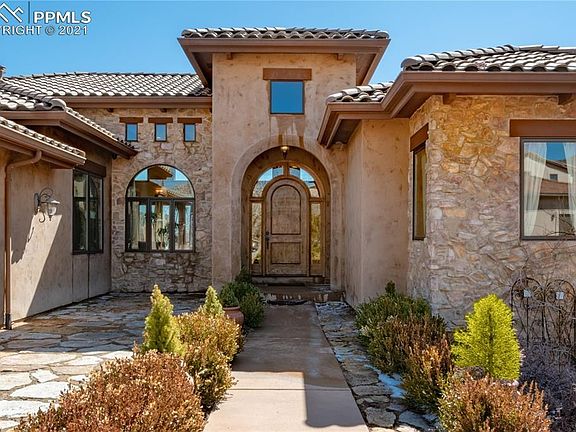 2nd image of 5438 Marshglen Ct