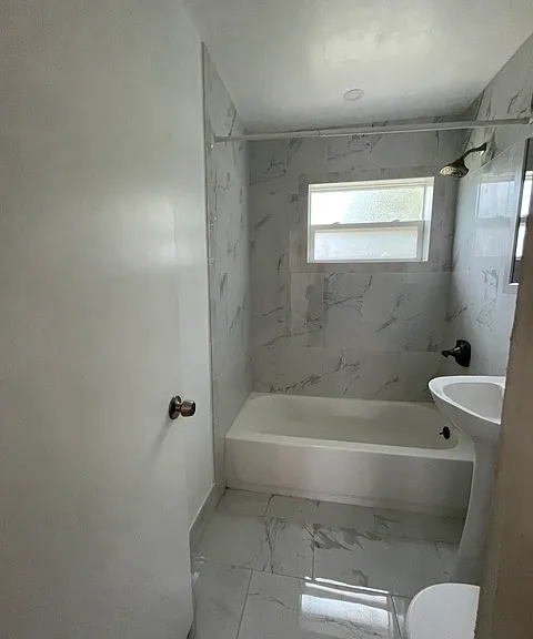 854 Chippendale St — Photo 5