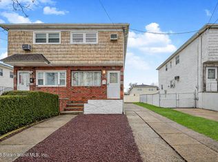 80 Bartow St, Staten Island, NY 10308