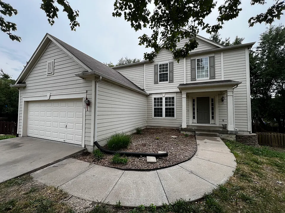 1831 W Elm Ter