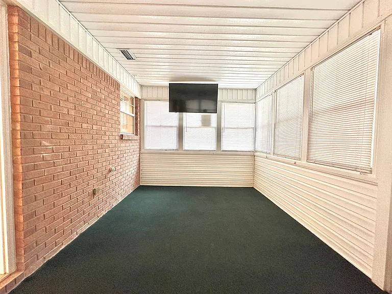 767 Whidden Dr — Photo 25