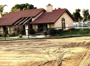 18589 Stallion Crest Rd, Riverside, CA 92504