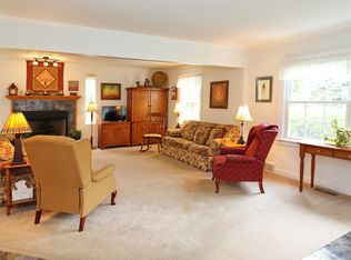 106 E National St, West Chicago, IL 60185