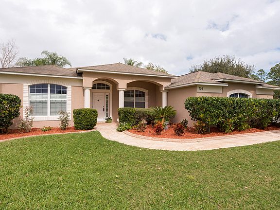 5th image of 703 Saw Palmetto Ct