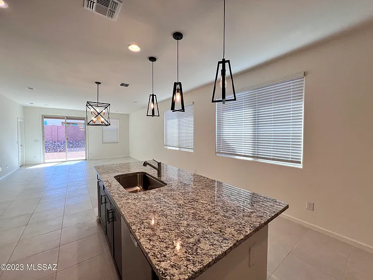12522 E Patch Dr — Photo 7