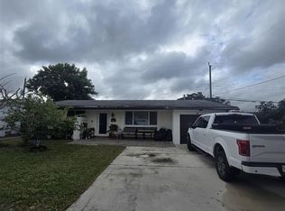 6828 NW 29th Ct, Sunrise, FL 33313