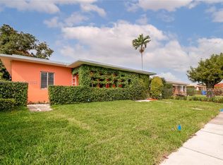 320 SW 49th Ave, Miami, FL 33134