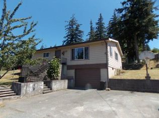 1403 18th St, Myrtle Point, OR 97458