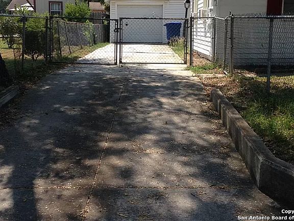 2nd image of 418 LINARES ST