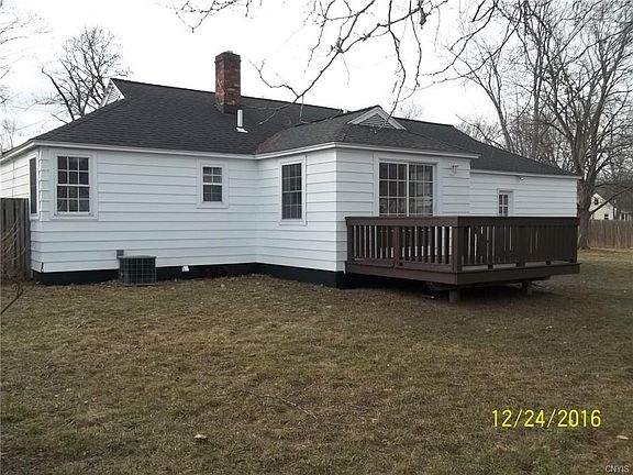 2nd image of 202 Hoover Dr