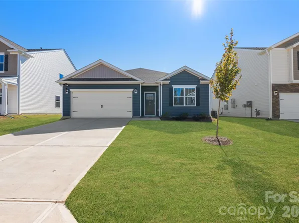 85 Ridgehaven Dr, Waynesville, NC 28786