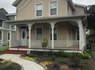 21 Maple St, Beacon, NY 12508