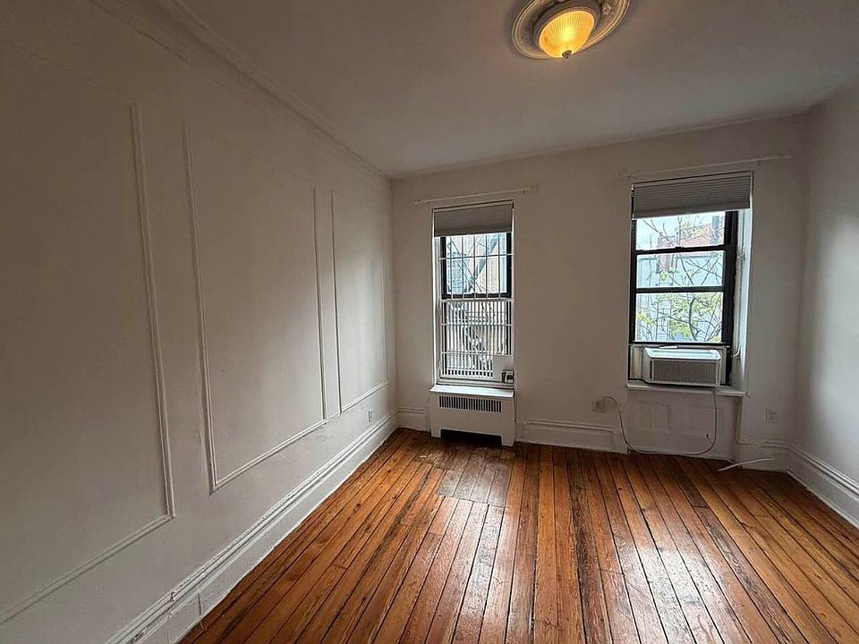 2nd image of 224 W 16th St #55