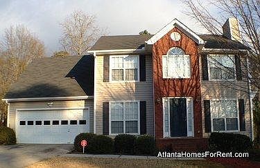 2nd image of 982 Simon Park Cir