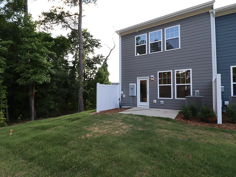 961 Kensley Grove Ln — Photo 36