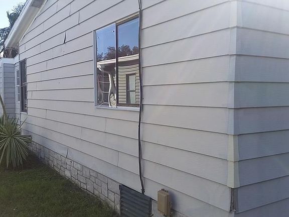 2nd image of 406 Avocado Dr