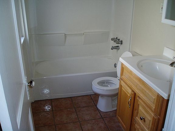 2nd image of 1507 Lakewood Ave #Dn