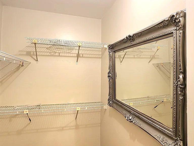 walk in closet