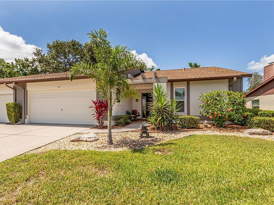 1st image of 678 Linden Dr #678