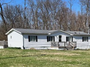 957 Hopewell Rd, Felicity, OH 45120