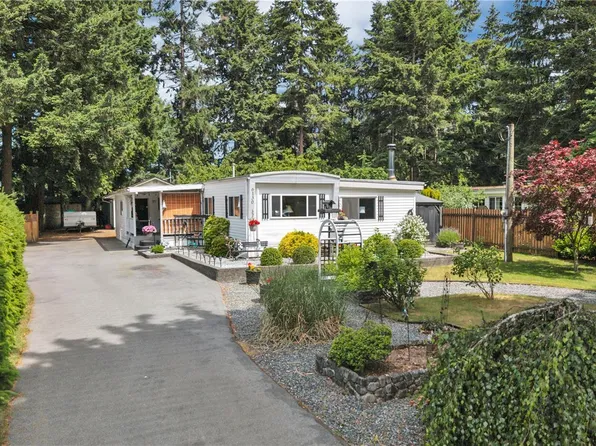 6130 Pine Ridge Cres, Nanaimo, BC V9T 2N7