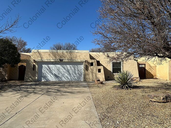 1st image of 832 Laurelwood Dr