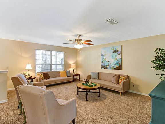 4th image of 2804 BROOKWOOD Drive