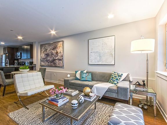 3rd image of 1221 Mount Vernon St APT 109