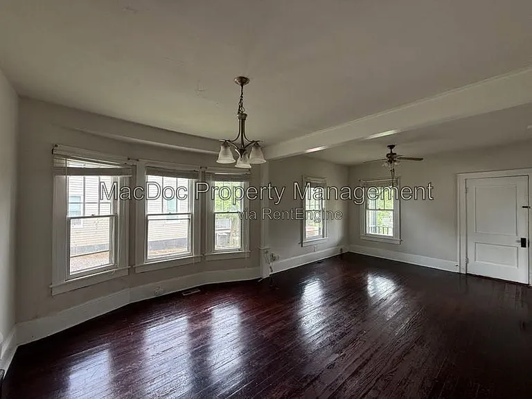 1013 Terrace St — Photo 8