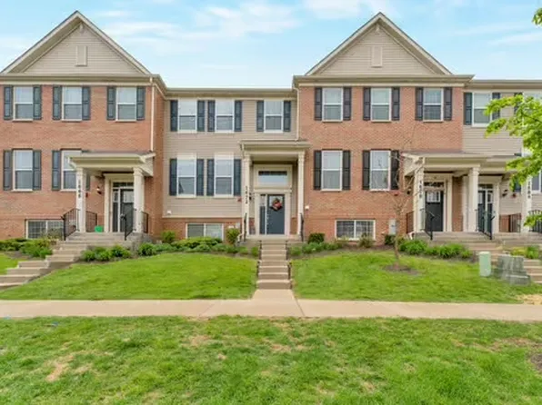 1672 Bentz Way, Batavia, IL 60510