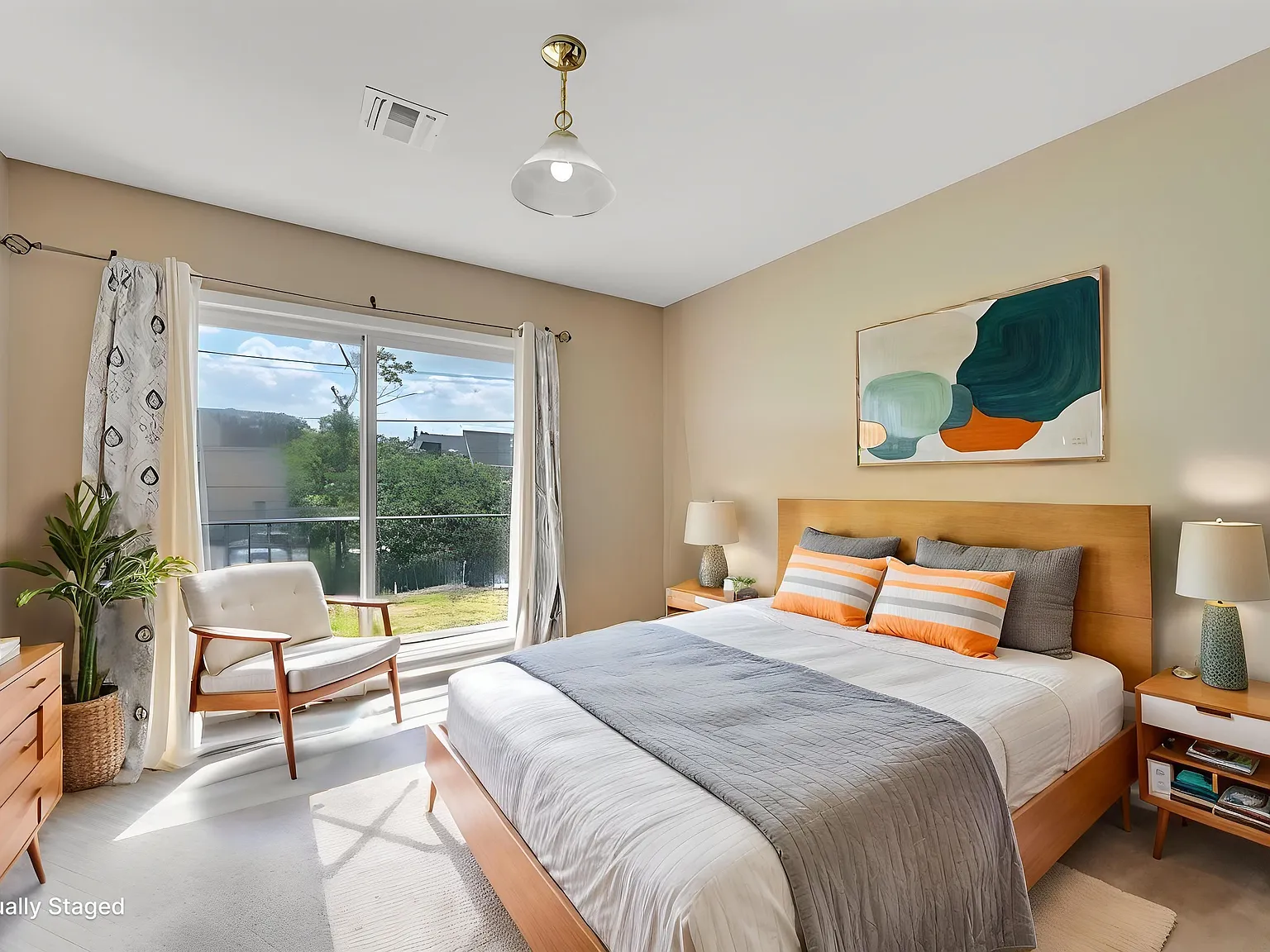 2 bed, 1.0 bath, $2,600 — Photo 3