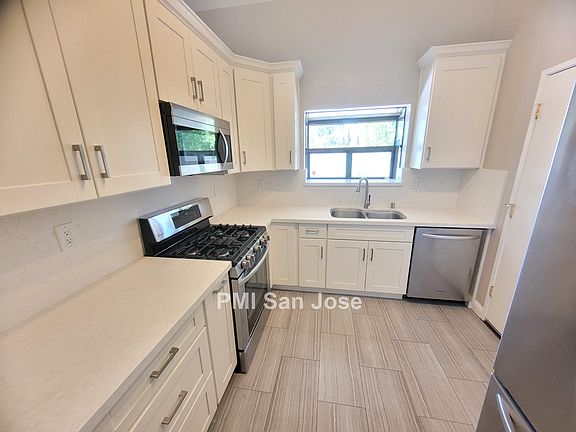 2nd image of 1041 Alamitos Creek Dr