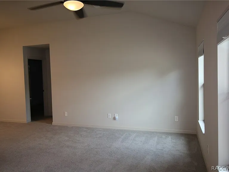 2958 N Kittery Point — Photo 3