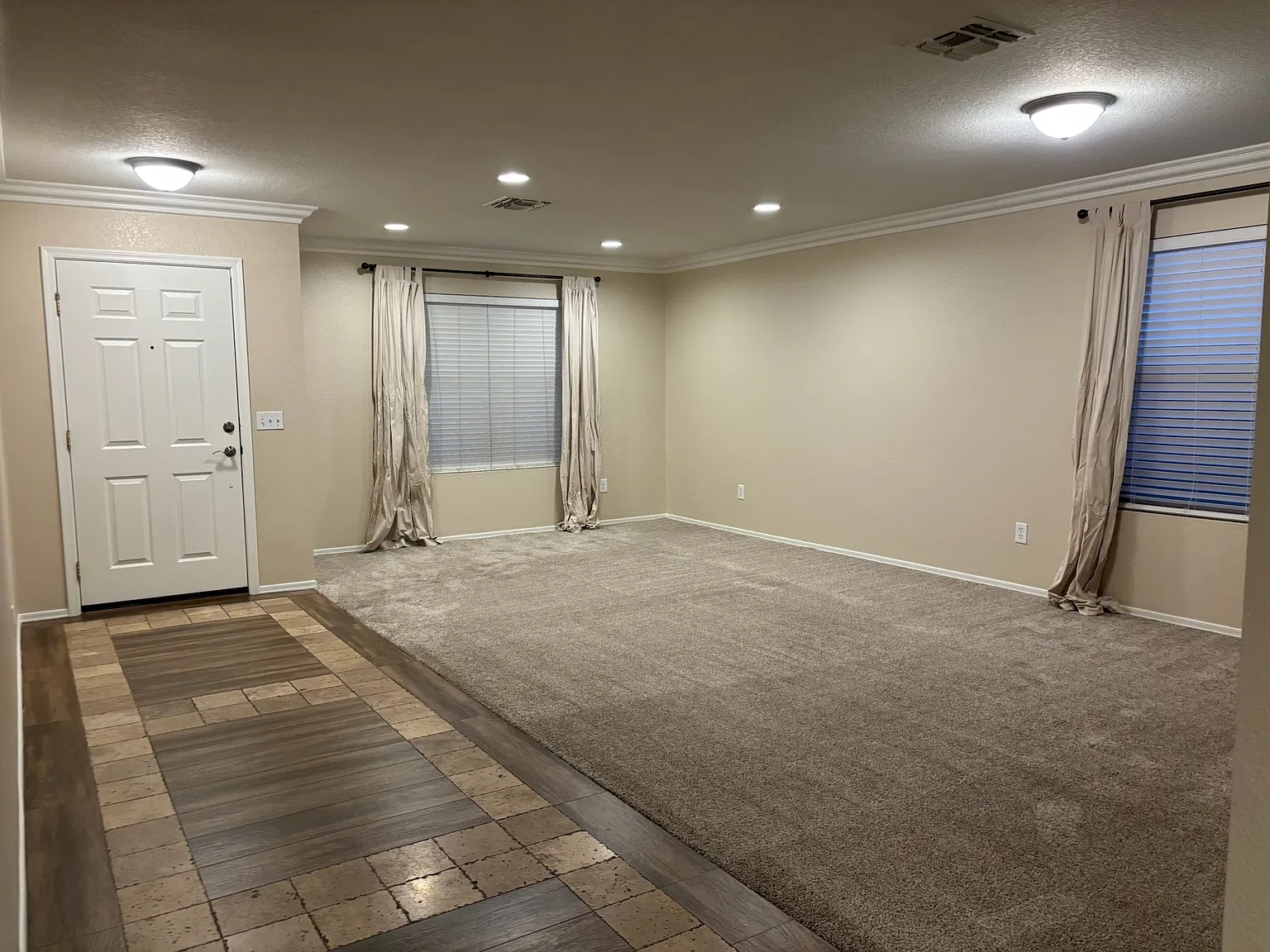 E Quicksilver Ave, Mesa — Photo 2